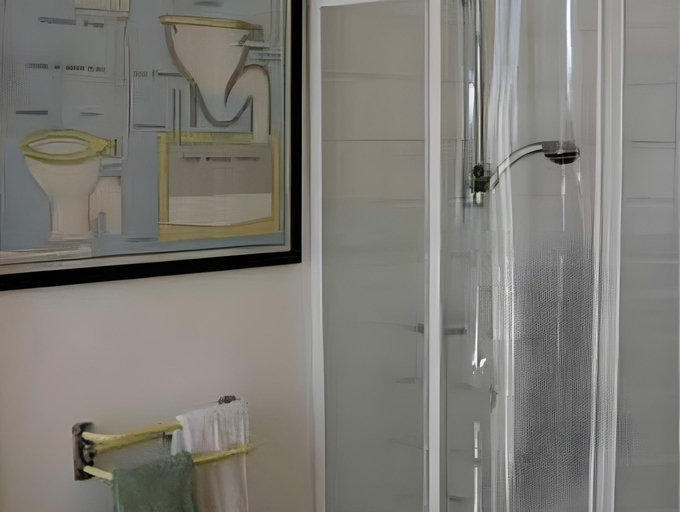 Bathroom 1, Le Domaine du Meunier, Charente-Maritime