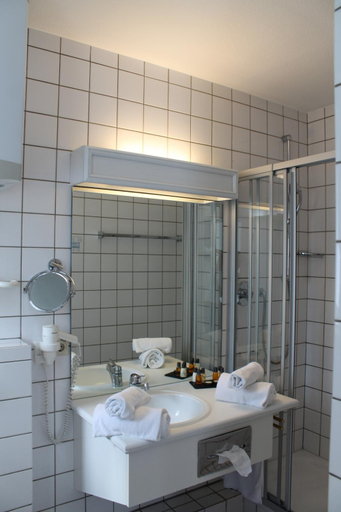 Bathroom 4, Hotel Windthorst, Münster
