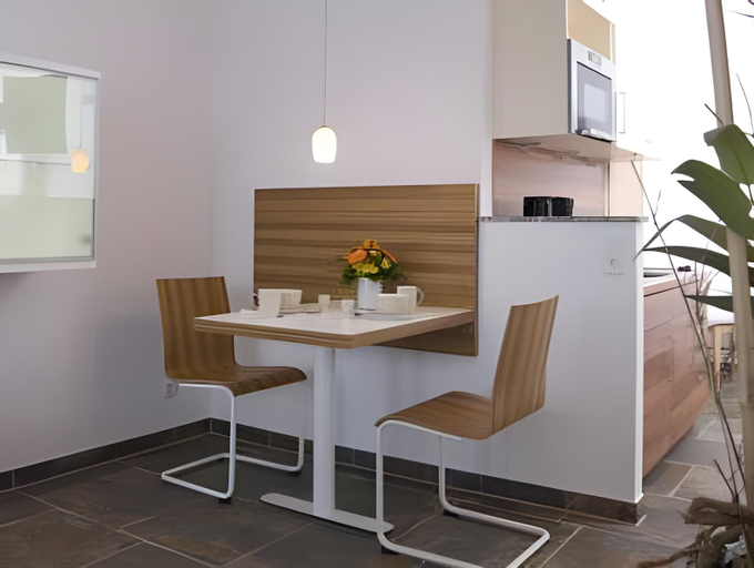 Dining Room 17
