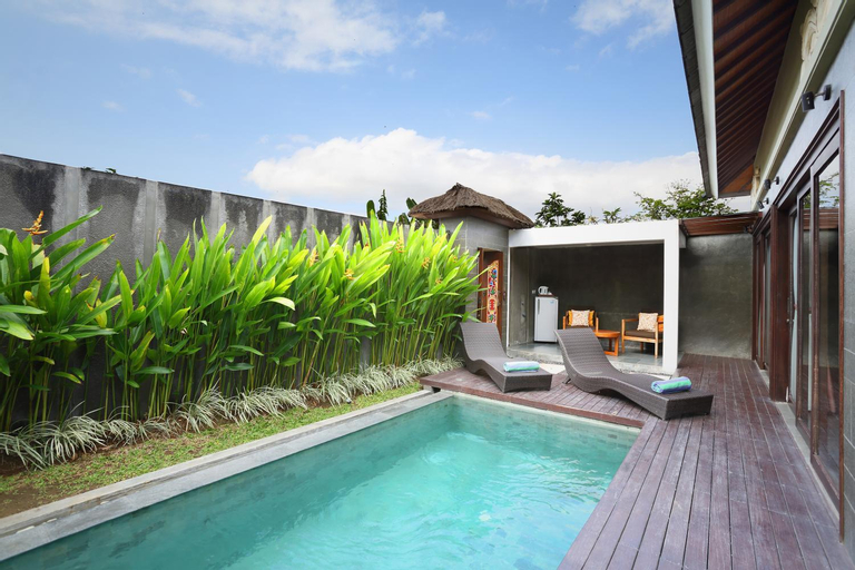 Swimming Pool 7