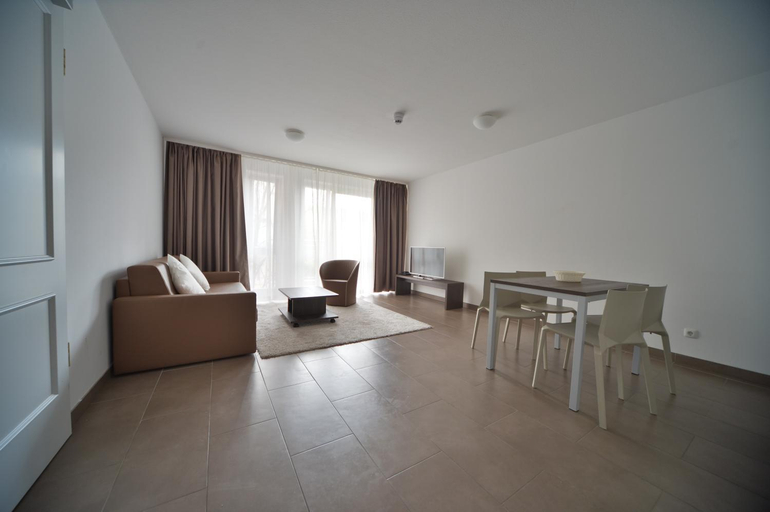 Dining Room 12