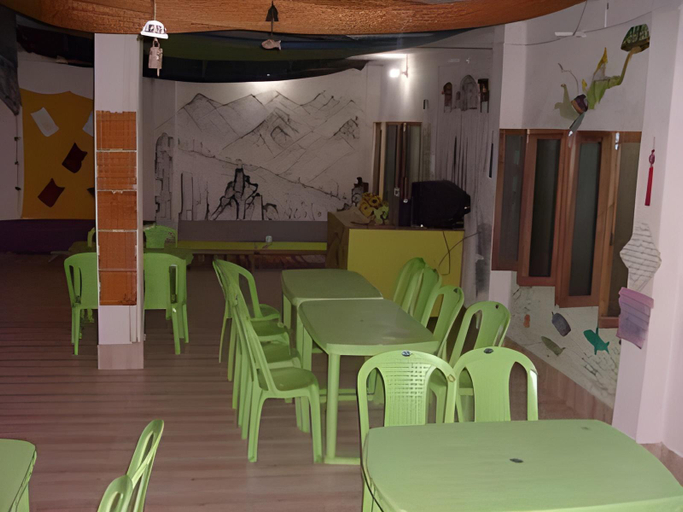 Food & Drinks 2, Hare Rama Guest House, Chandauli
