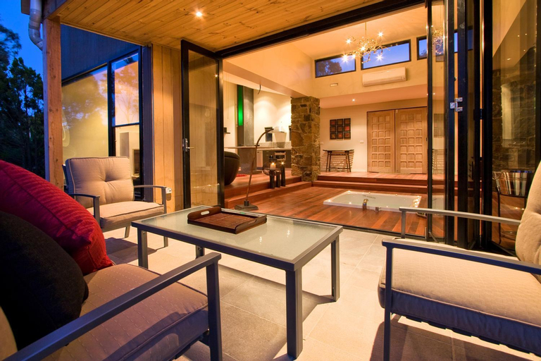 Kudos Villas, Hepburn - East