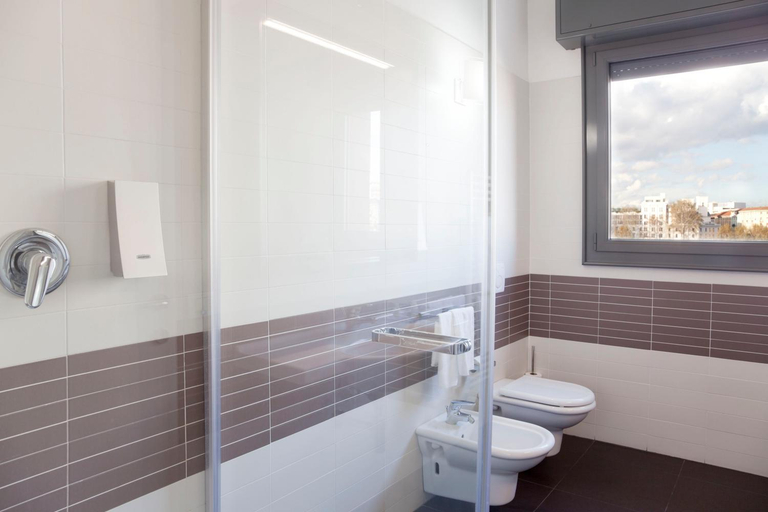 Bathroom 17