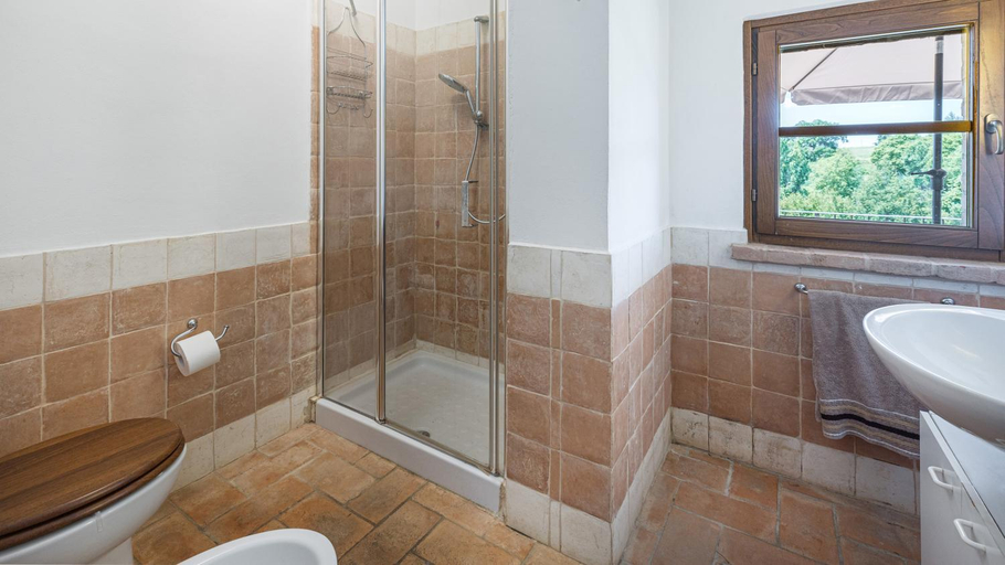 Bathroom 4, CASA EUSEBIA 8&2, Emma Villas, Perugia