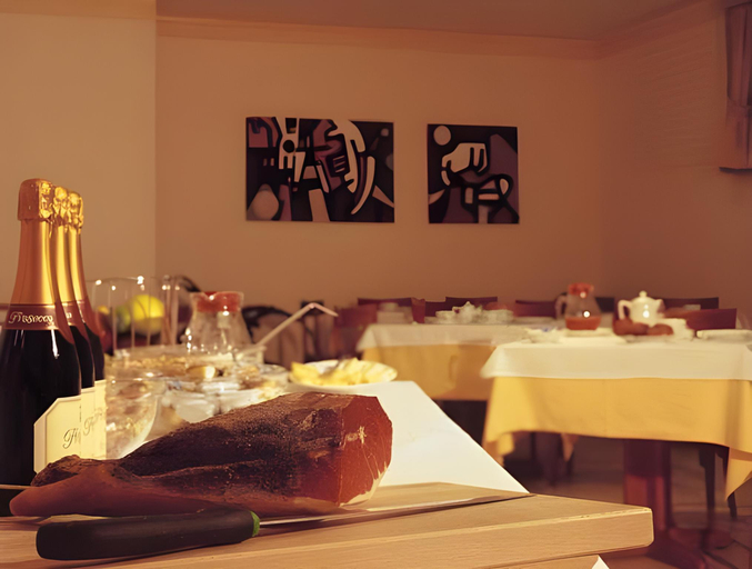 Food & Drinks 5, Hotel Rutiliano, Siena