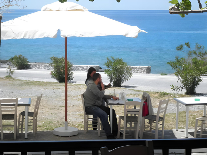 Food & Drinks 3, Calypso, Crete
