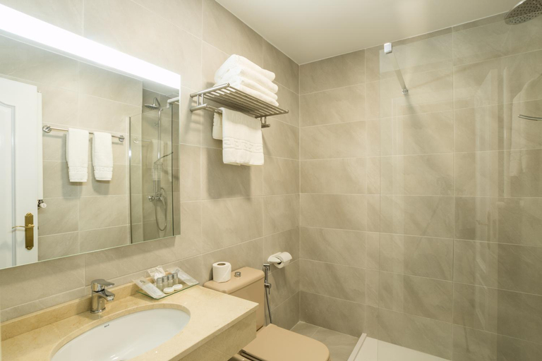 Bathroom 4, Abaceria, Toledo