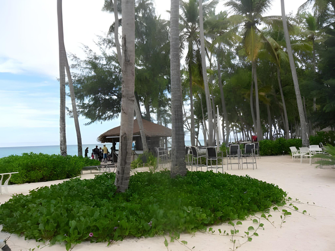 Food & Drinks 5, Hotel Checkin El Cortecito Beach, Salvaleon de Higuey