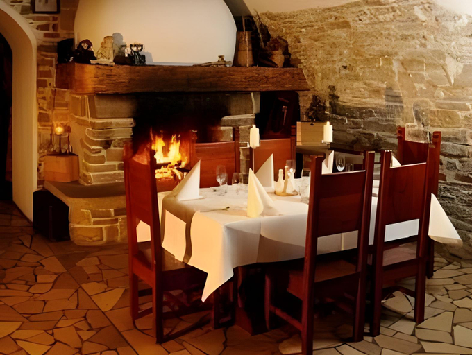 Food & Drinks 4, Folwark Stara Winiarnia, Limanowa