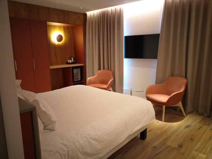 Bedroom 3, Logis Hotel Le Parc & Spa, Haut-Rhin