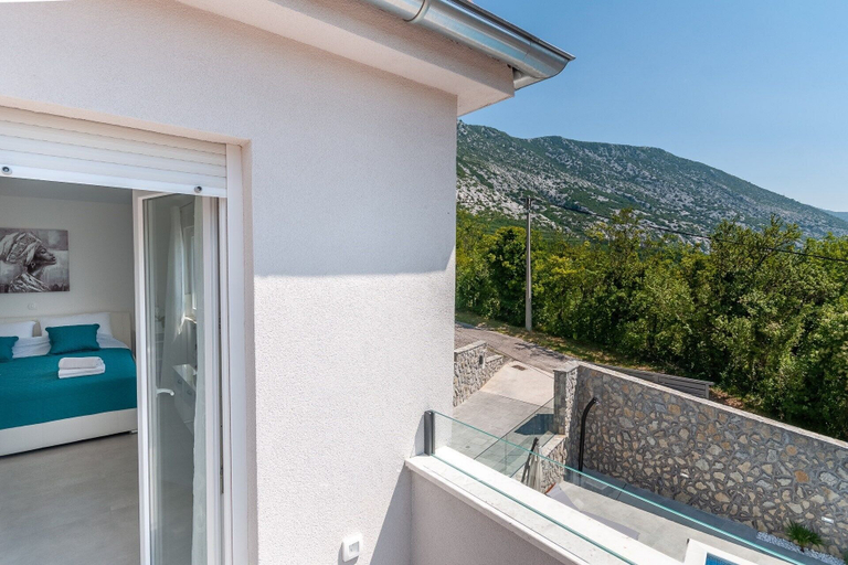 Others 5, Villa nona Andrejka, Vinodolska