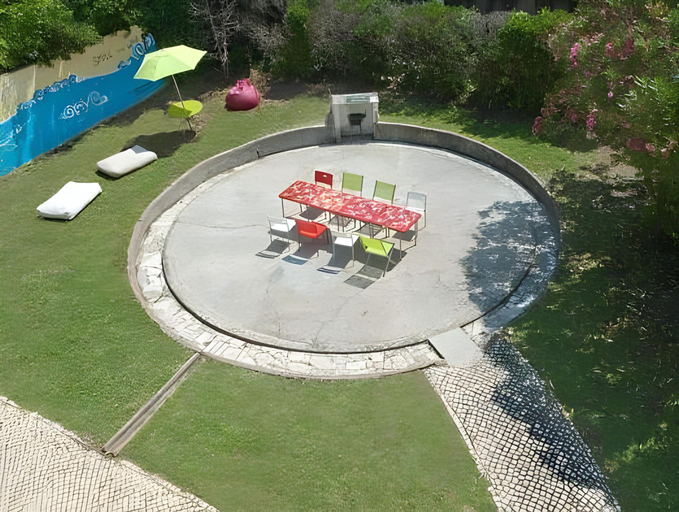 Others 3, Carcavelos Surf Hostel, Cascais