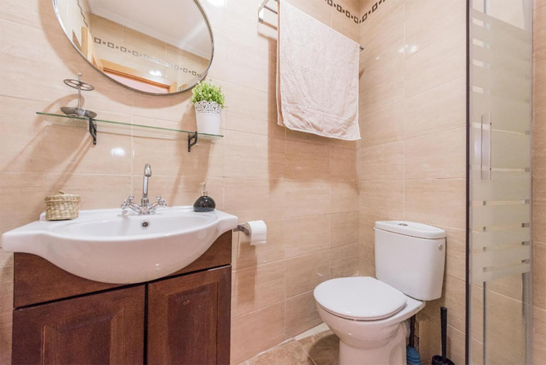Bathroom 4, Boutique Apartments in the Heart of Madrid, Madrid