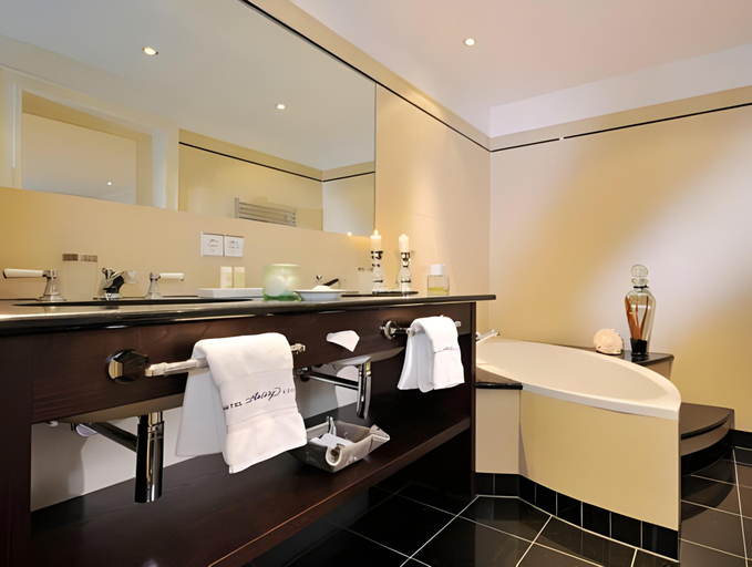 Bathroom 5, Hotel Arlberg Lech, Bludenz