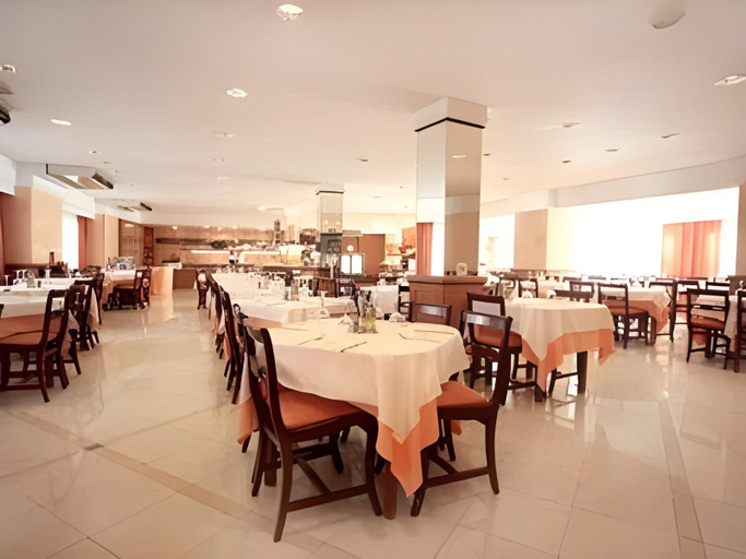 Food & Drinks 5, Metropolitan Playa, Baleares
