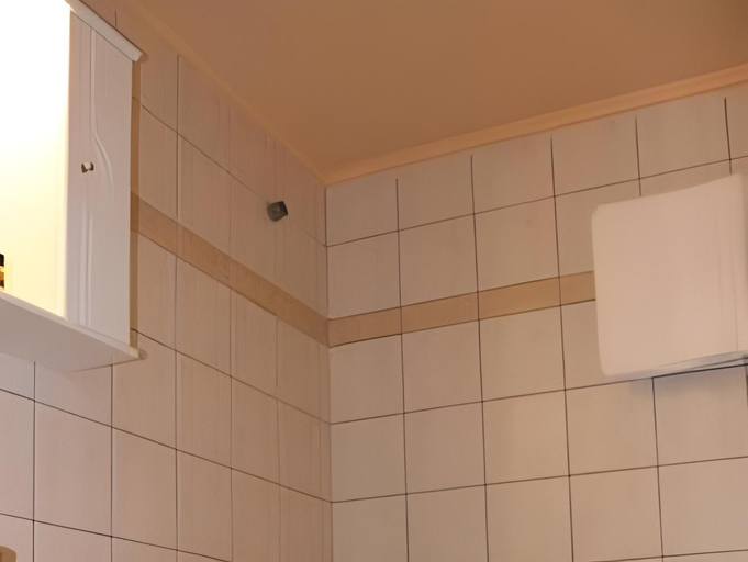 Bathroom, Edelweiss Rent Rooms-Rent a Car, Crete