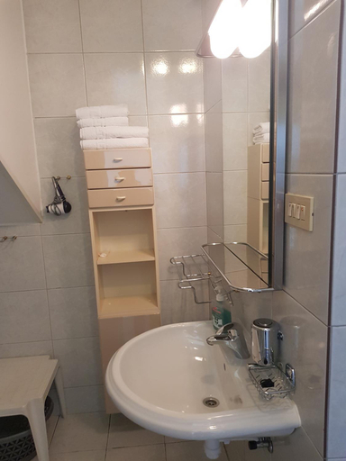 Others 4, Apartments Kurtic, Makarska