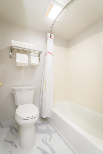 Bathroom 5, Philadelphia Suites-Extended Stay, Philadelphia