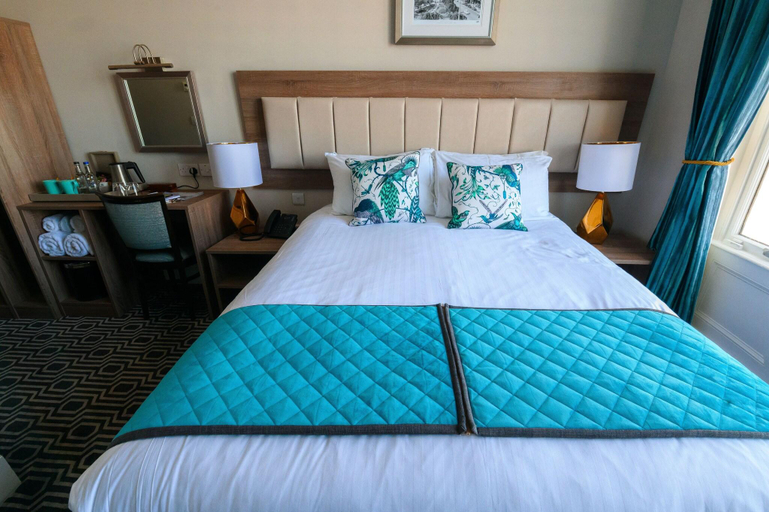 Bedroom 2, Regency Royal Hotel, Conwy
