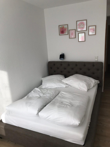 Bedroom 4, Gasthof Brv§uhv§usle, Ravensburg