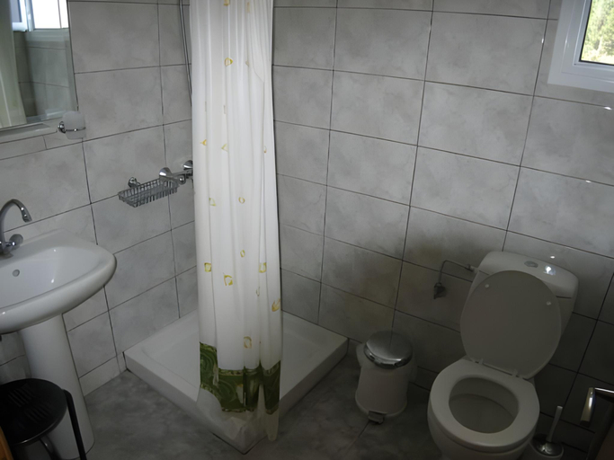 Bathroom, Barefoot Contessa, Ionian Islands