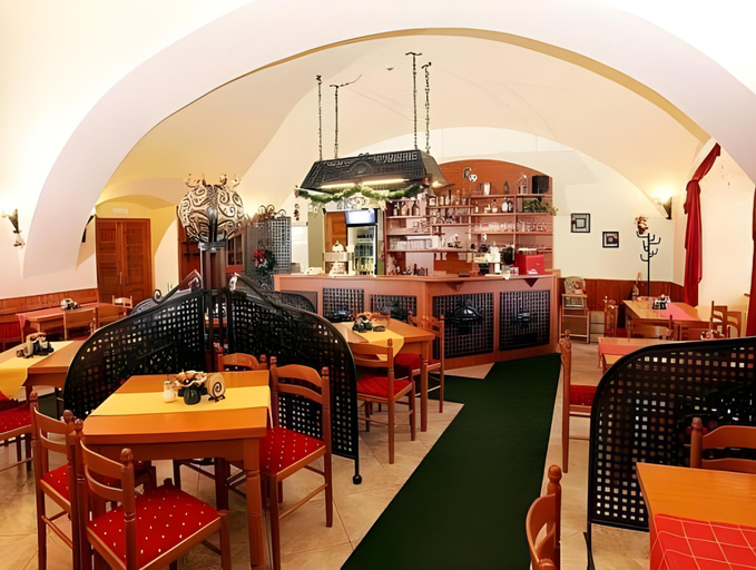 Food & Drinks 4, Penzion u Chodského Hradu, Domažlice