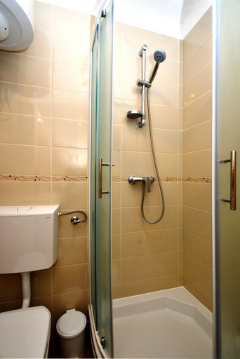 Bathroom 3, Apartments Goranka, Murter