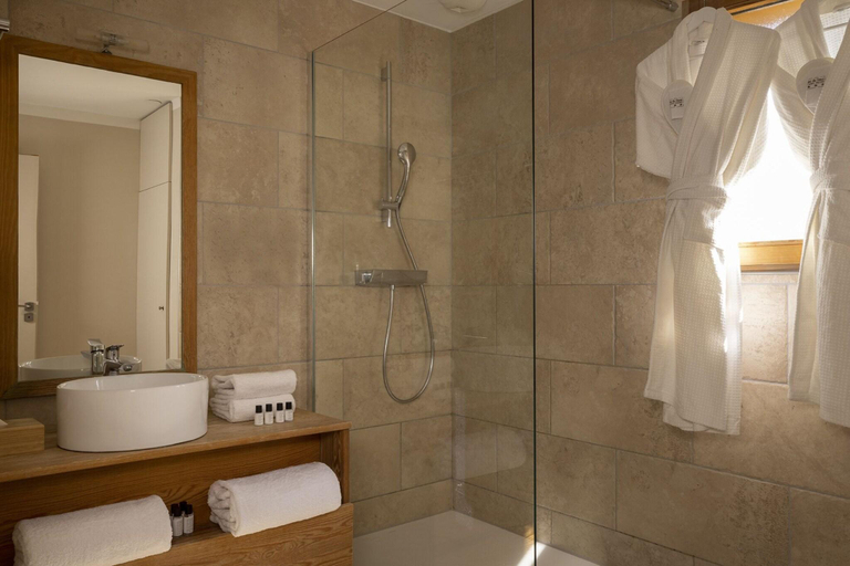 Bathroom 4, Domaine Du Ferret Balneo Spa by Germain Collection, Gironde