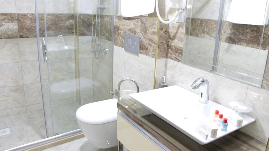 Bathroom 4, Elazig Gunay Hotel, Merkez
