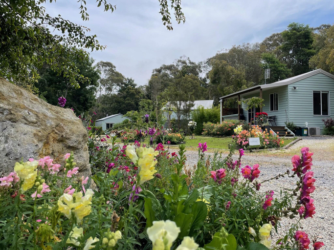 Exterior & Views 1, Tindoona Cottages, South Gippsland - East
