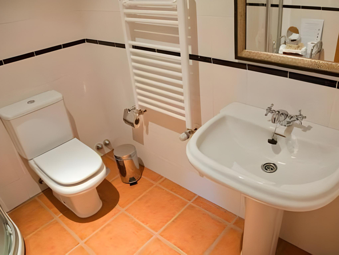 Bathroom 1, A Casa da Torre Branca, A Coruña