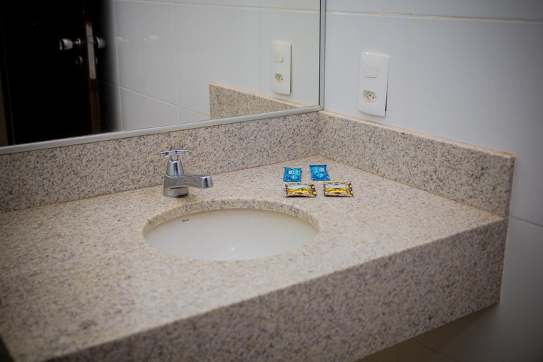 Bathroom 4, Hotel Real Garden, Bebedouro