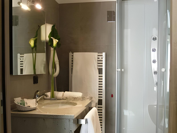 Bathroom 3, Hotel San Lorenzo, Sondrio