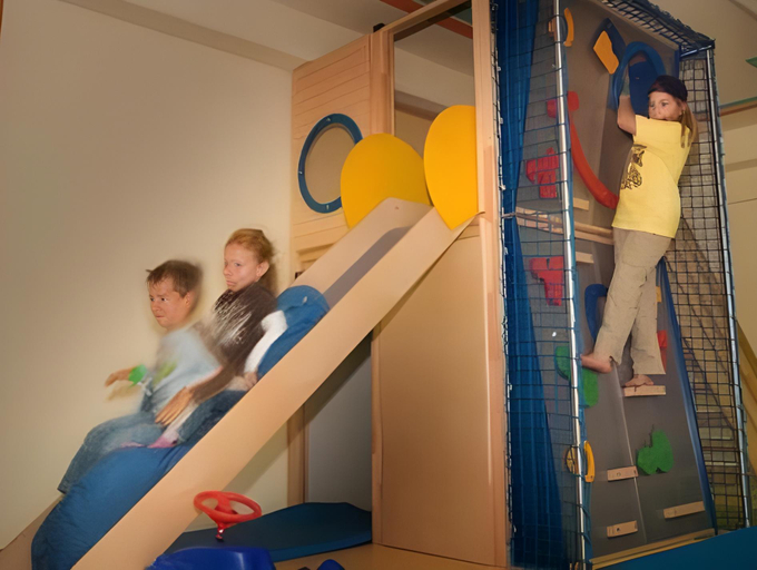 Others 4, Kinderhotel Appelhof, Bruck-Mürzzuschlag