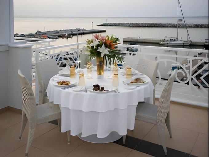 Food & Drinks 5, Diverso Platamon, Luxury Hotel & Suites, Central Macedonia