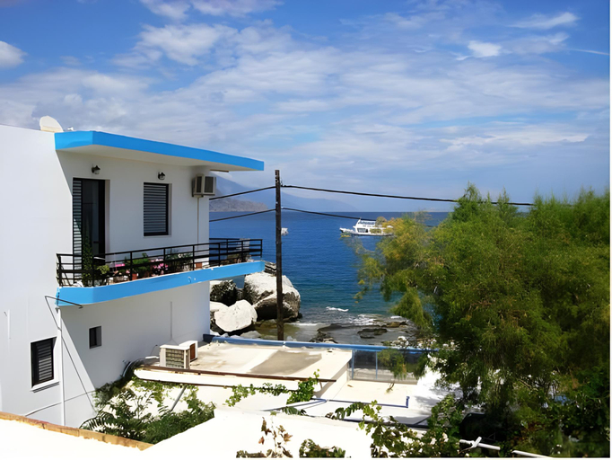 Others 5, Klima Rooms, Crete