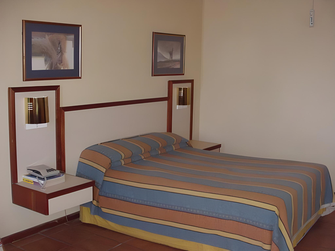 Bedroom 3, Gaborone Hotel & Casino, Gaborone