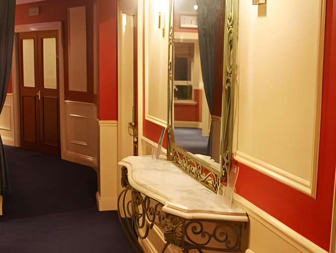 Others 3, The Old Quarter Townhouse