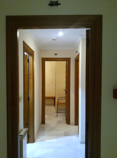 Others 3, Hostal Artiga, Albacete