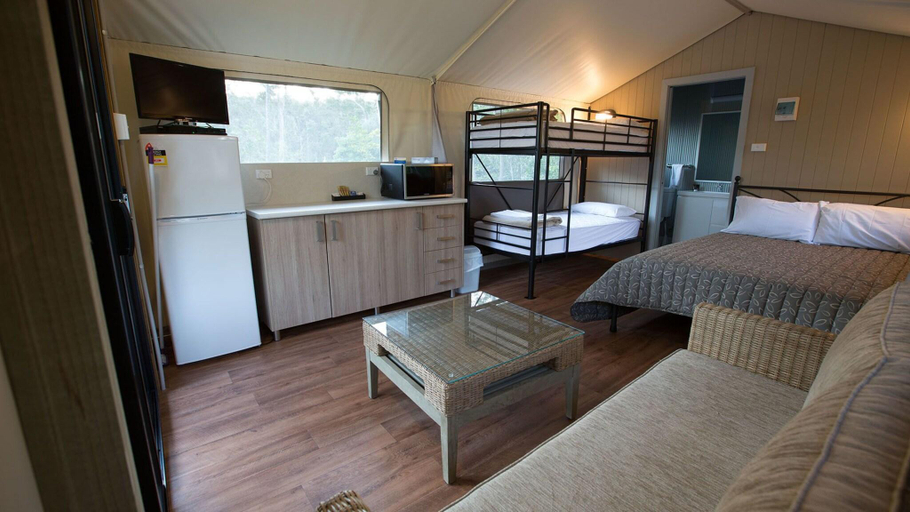 Bedroom 2, Myall Shores Resort, Great Lakes