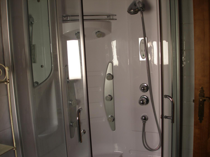Bathroom 2, Casa del Renacimiento, Albacete