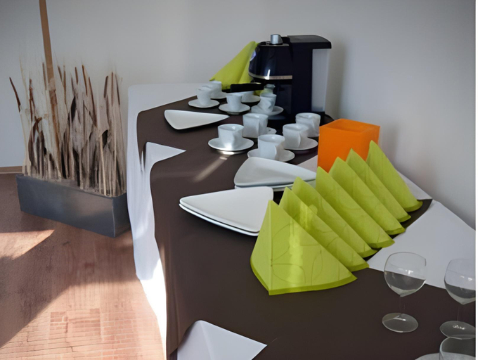Food & Drinks 5, Hotel Avion, Bratislava