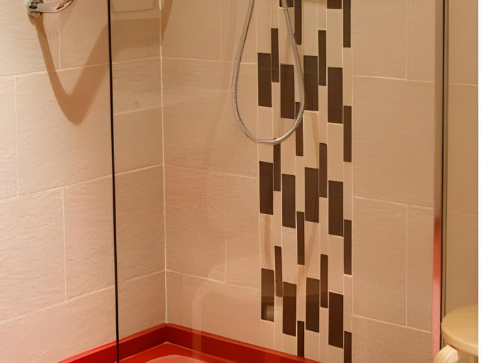 Bathroom 2, Hotel Rural Las Rozuelas, Madrid