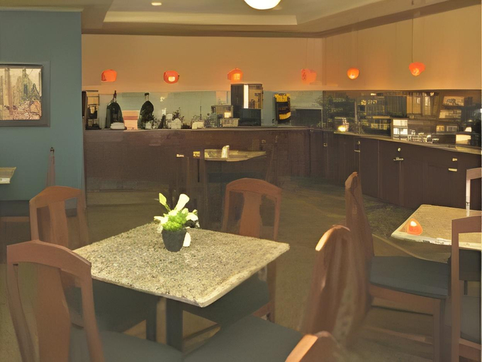 Food & Drinks 5, REDWOOD INN AND SUITES, Division No. 19