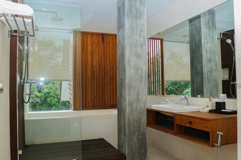 Bathroom 5, The Setumbu Experience, ARTOTEL Curated, Magelang