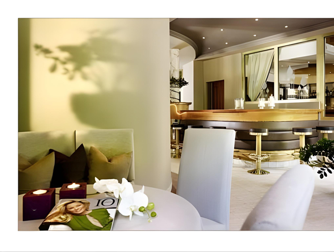 Public Area 4, AMONTI Wellnessresort, Bolzano