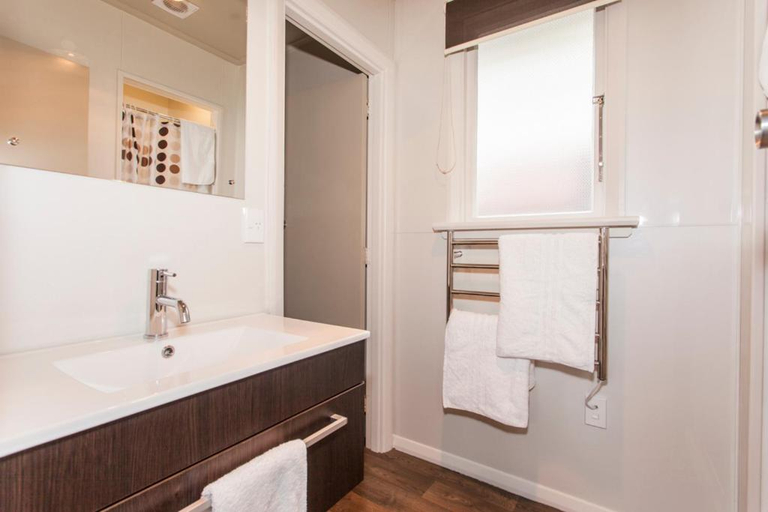 Bathroom 3, Wanaka View Motel, Queenstown-Lakes