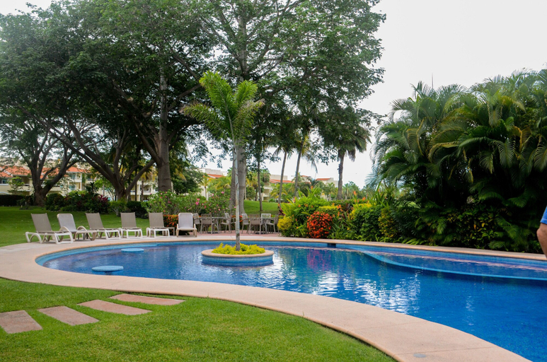 Sport & Beauty 5, El Tigre Green Bay I Condos, Puerto Vallarta