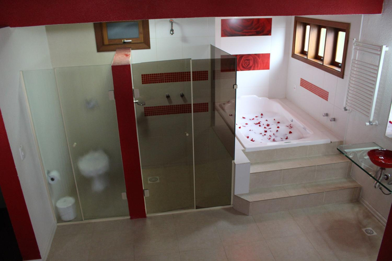 Others 5, Motel Tentacao (Adult Only), Canela